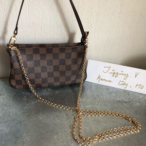 SOLD - Navona Pochette Accessories Damier